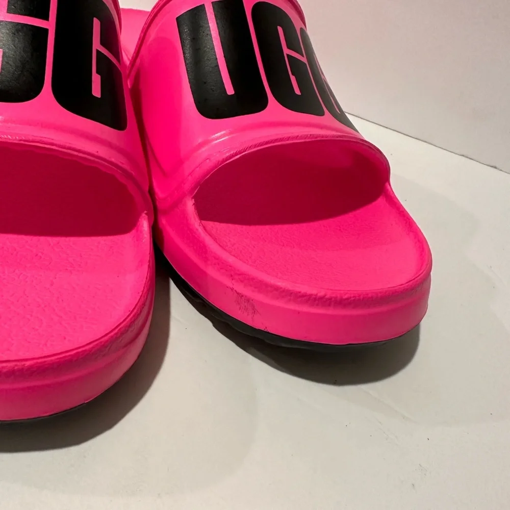 UGG Slides - Picture 4 of 10